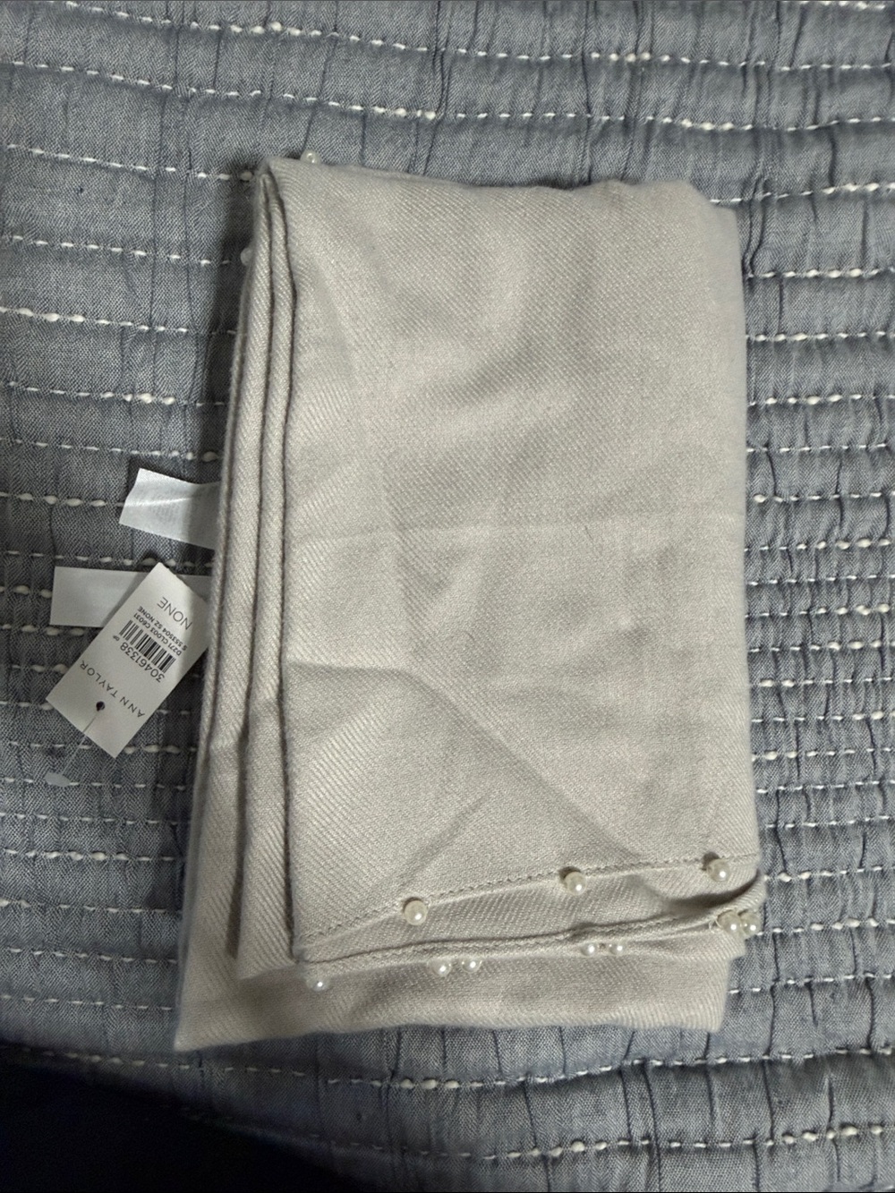 NWT Ann Taylor Light Gray Pearl-Trim Scarf